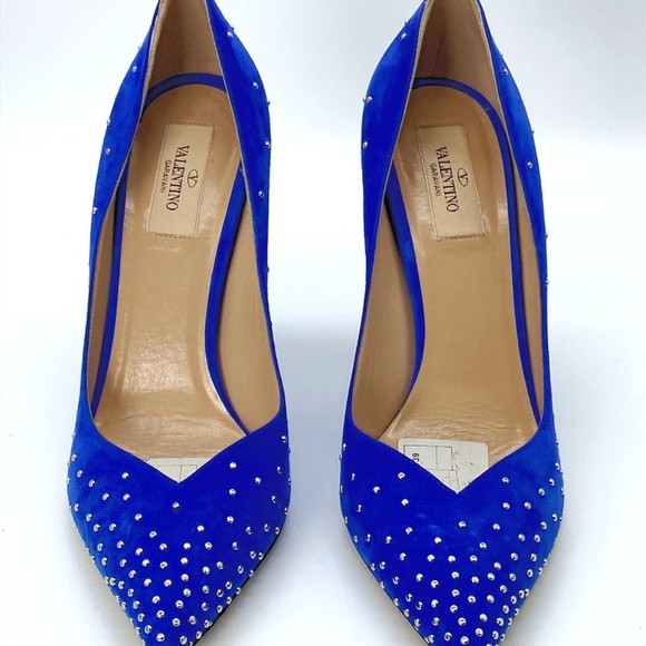 Valentino Suede Studded Pump - Picture 4 of 13